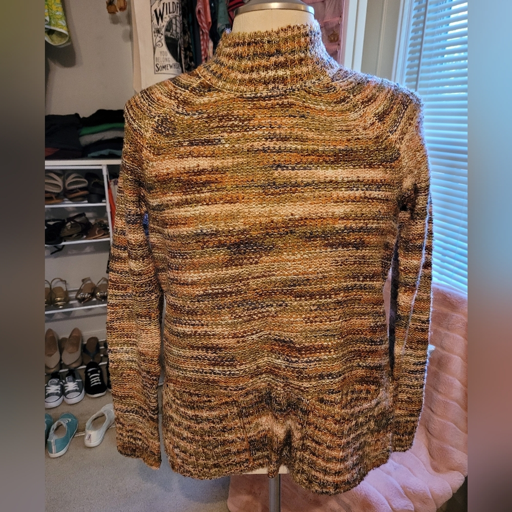 Peyton Primrose turtleneck sweater